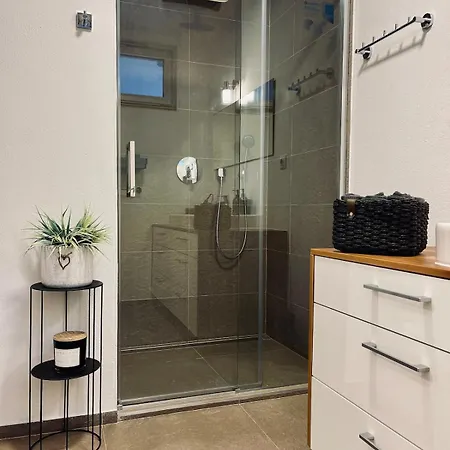 Appartamento Three Stories In Old Center With Castle View And Terrace *