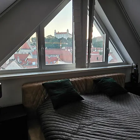 Three Stories In Old Center With Castle View And Terrace Apartment Bratislava