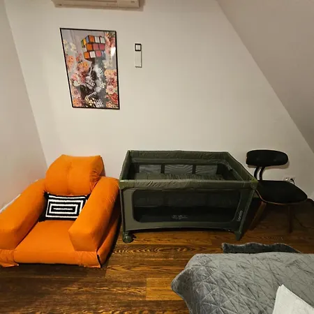 Appartement Three Stories In Old Center With Castle View And Terrace