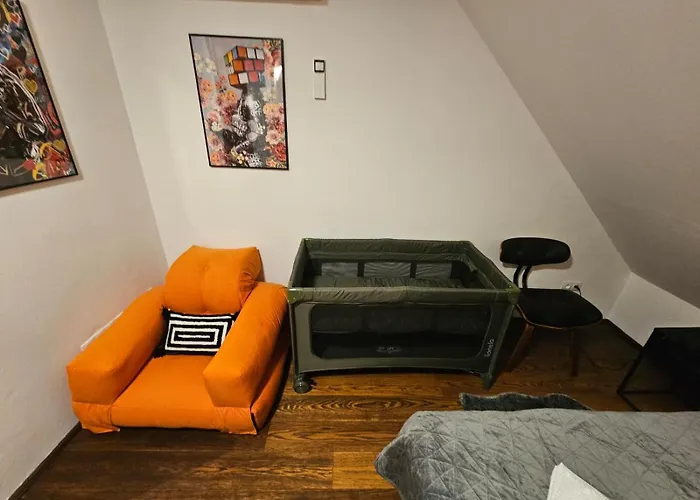 Appartement Three Stories In Old Center With Castle View And Terrace