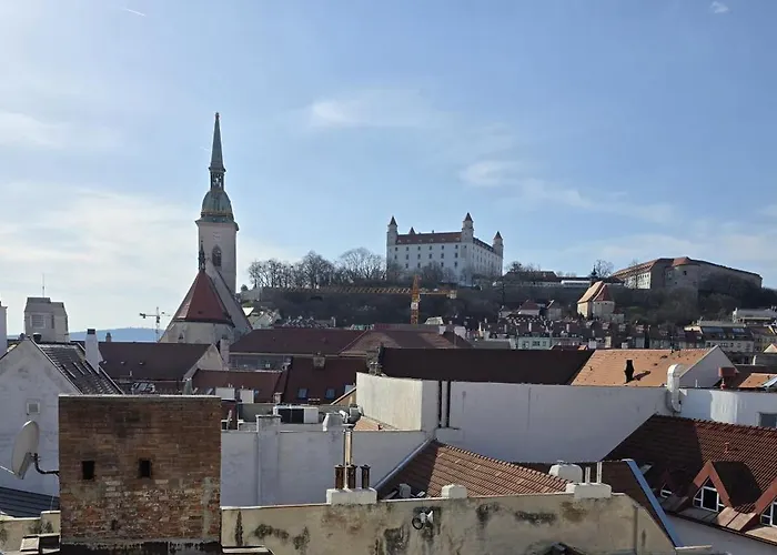 Three Stories In Old Center With Castle View And Terrace Bratislava