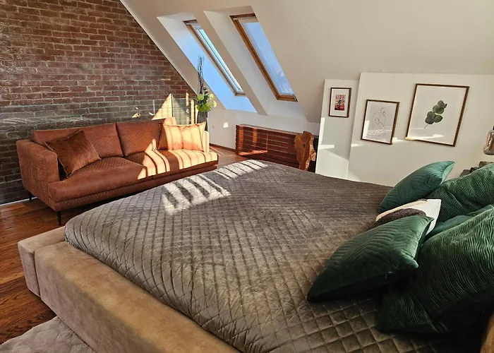 Apartment Three Stories In Old Center With Castle View And Terrace Bratislava