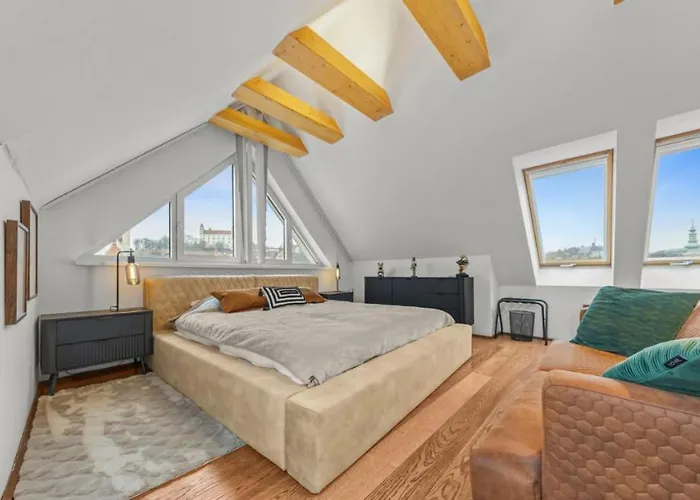 Apartment Three Stories In Old Center With Castle View And Terrace Bratislava