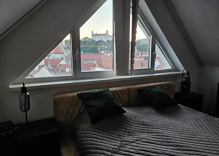 Three Stories In Old Center With Castle View And Terrace Apartmán Bratislava