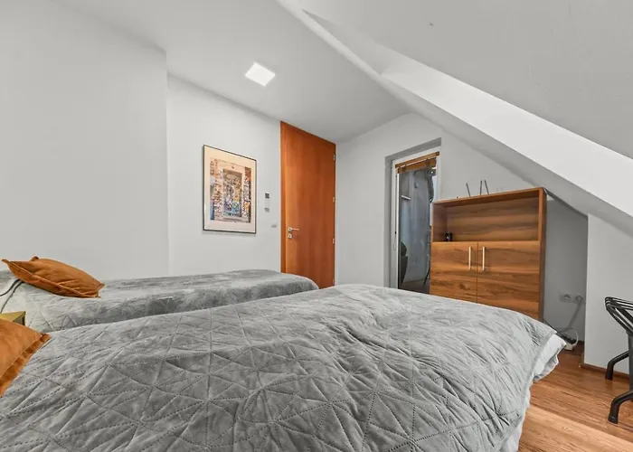 Apartmán Three Stories In Old Center With Castle View And Terrace